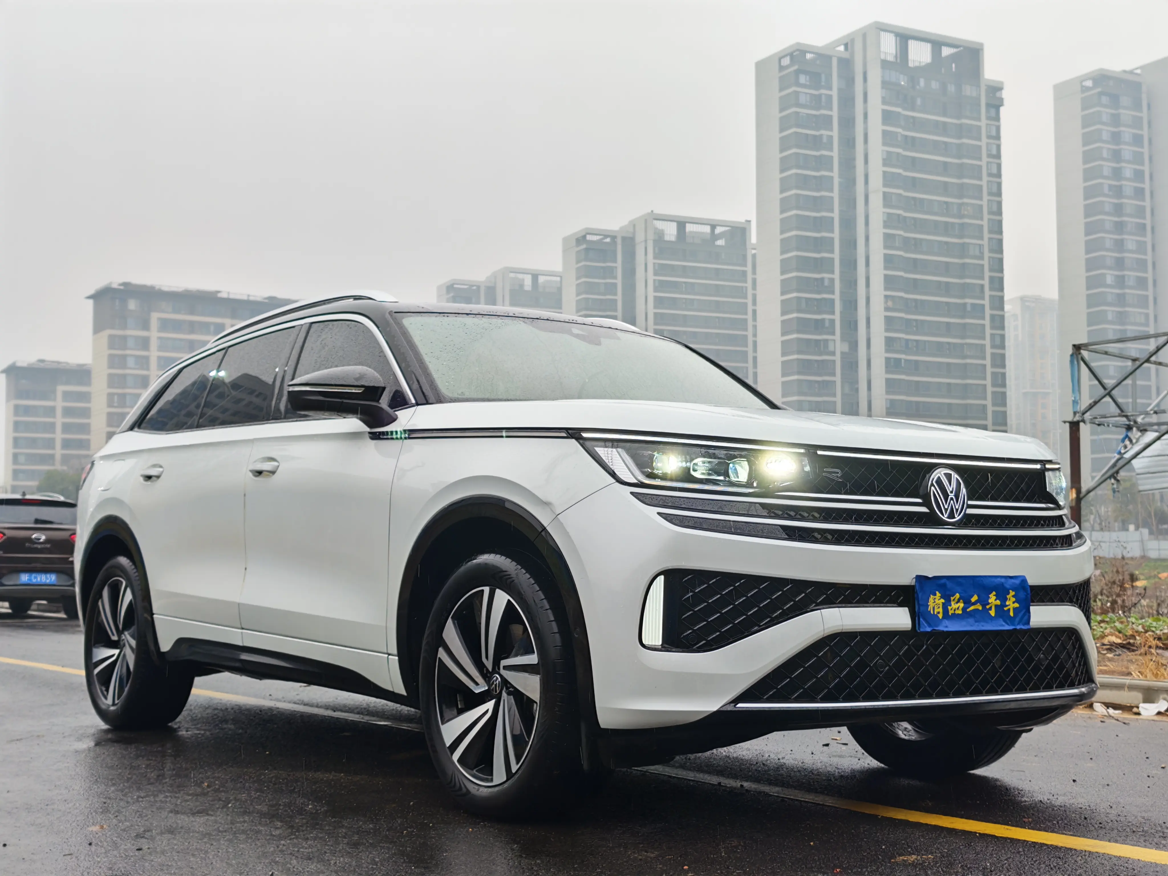 Volkswagen Patrol  из Китая