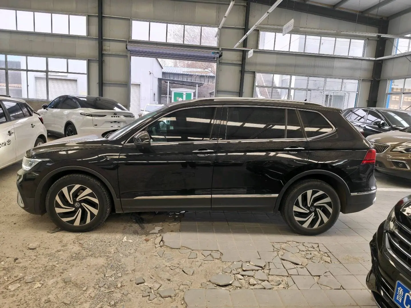 Volkswagen Tiguan L  из Китая
