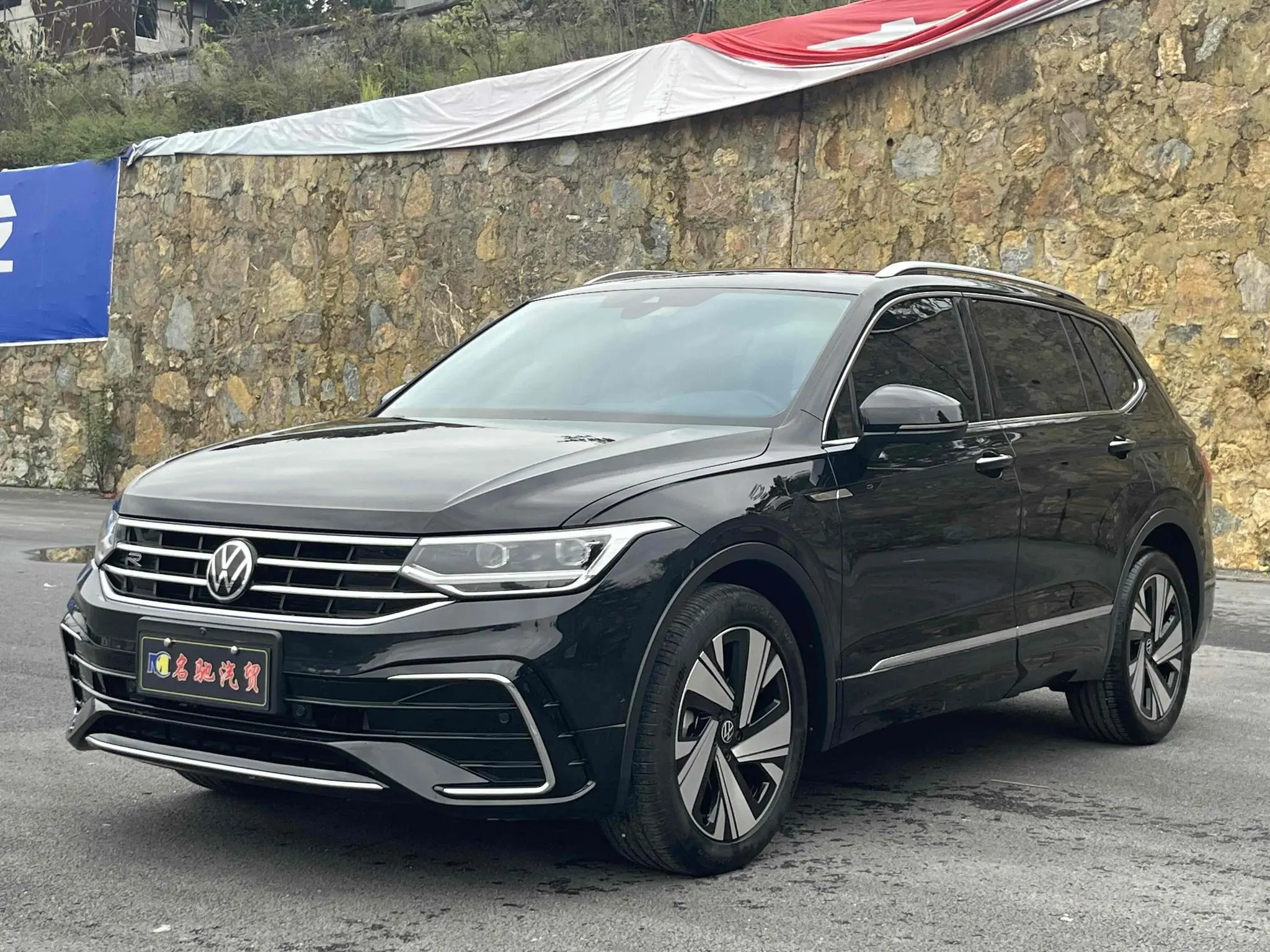 Volkswagen Tiguan L  из Китая