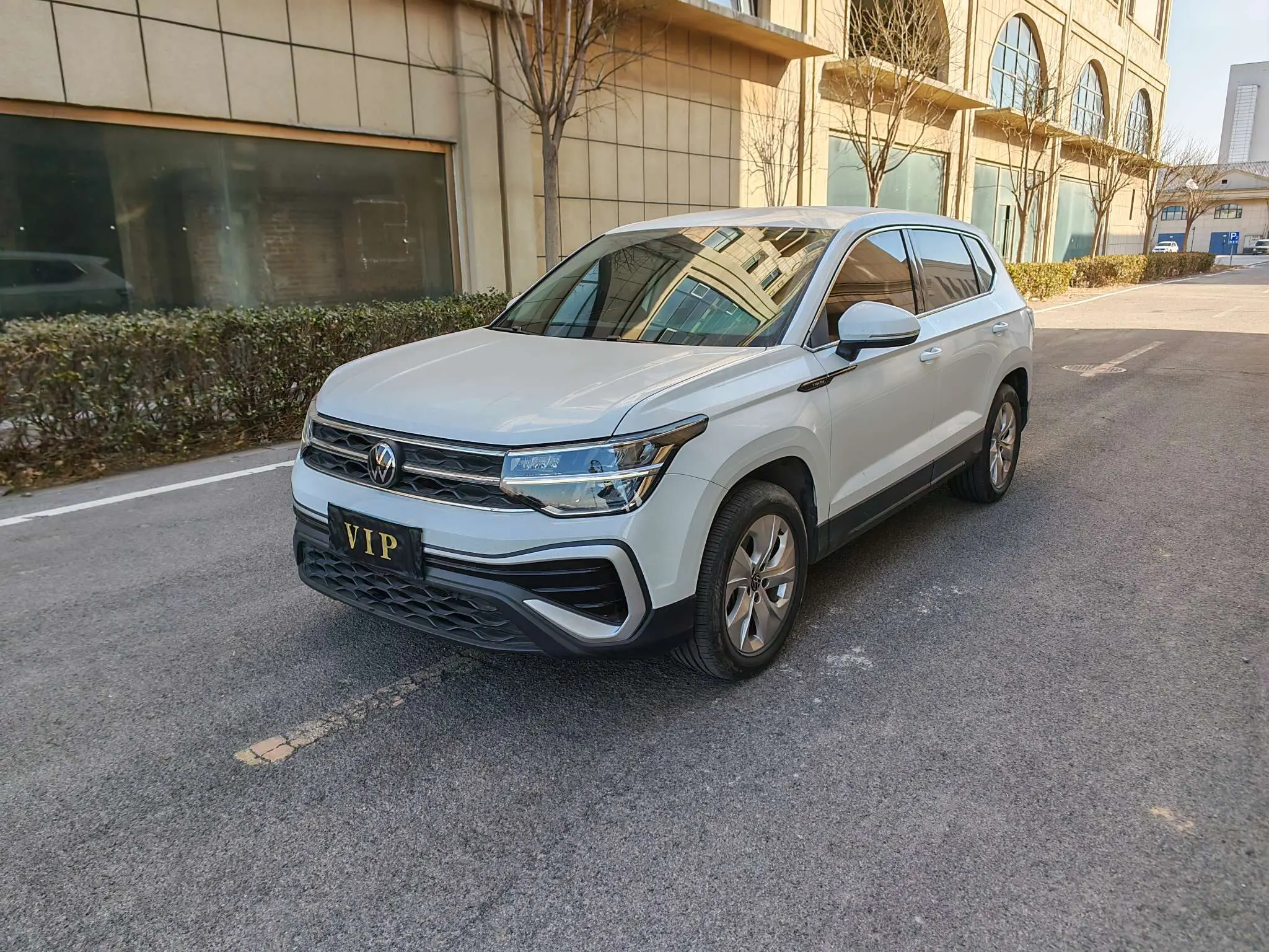 Volkswagen Tharu  из Китая