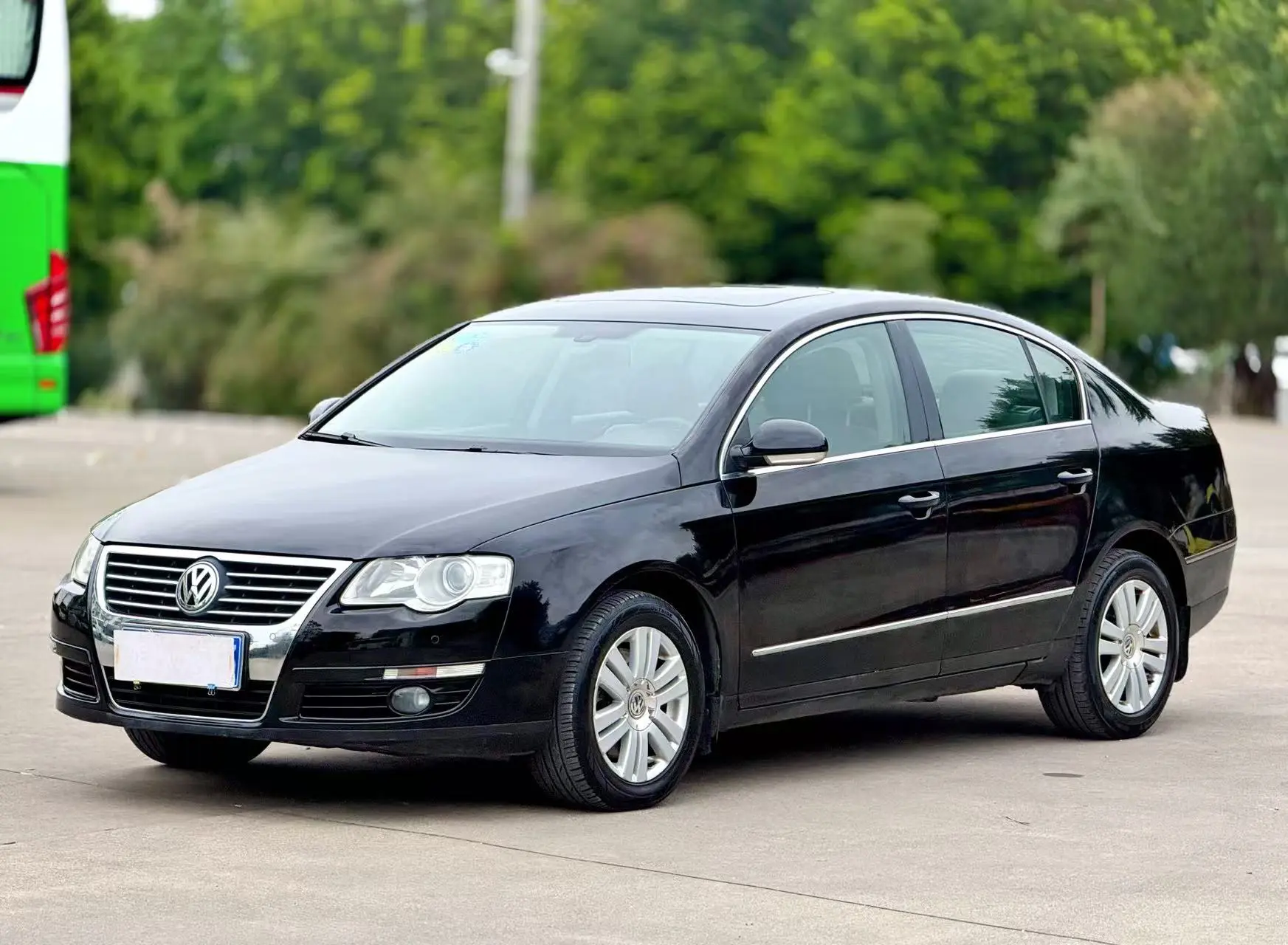 Volkswagen Magotan  из Китая