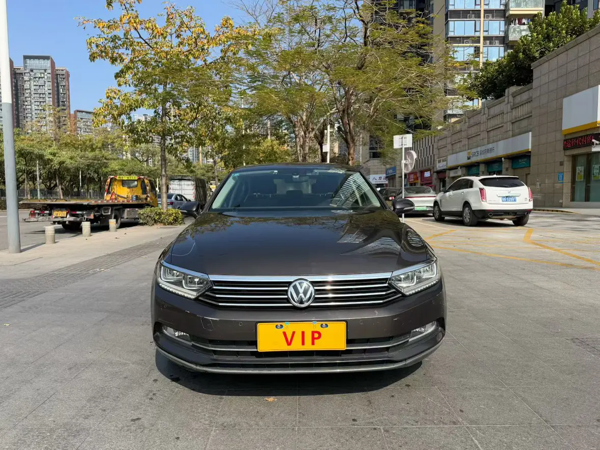 Volkswagen Magotan  из Китая