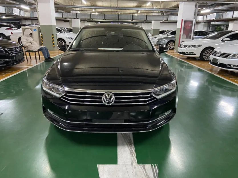 Volkswagen Magotan  из Китая