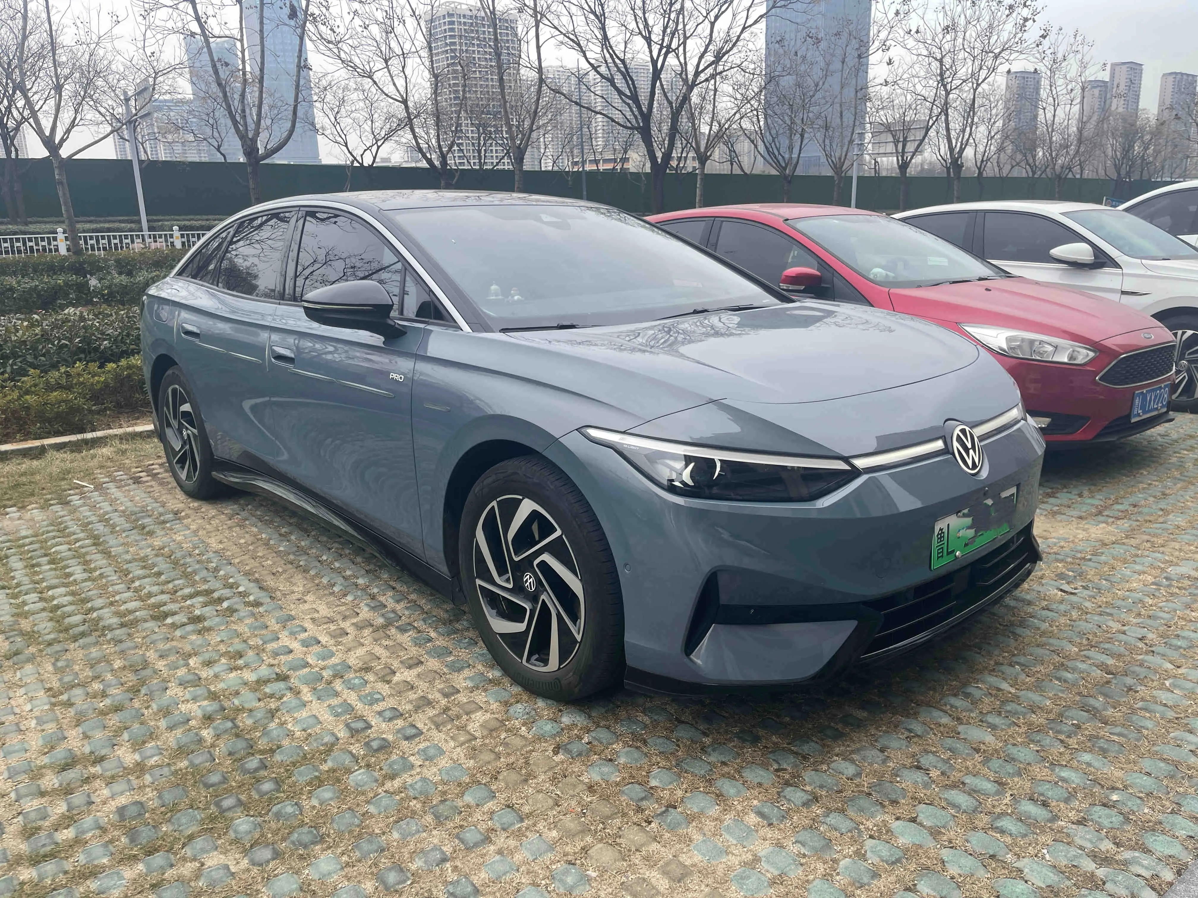 Volkswagen ID.7 VIZZION  из Китая