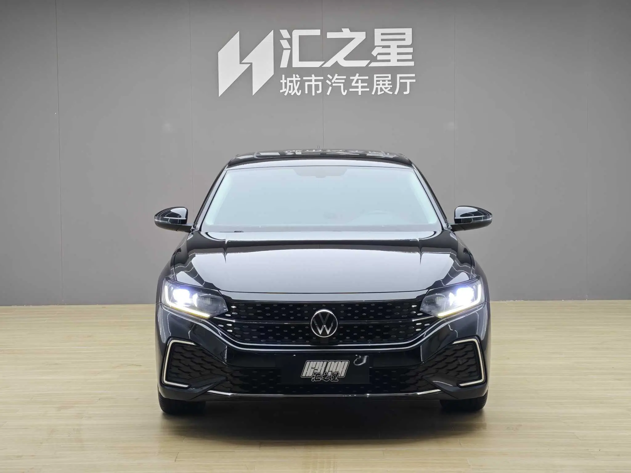 Volkswagen Passat  из Китая