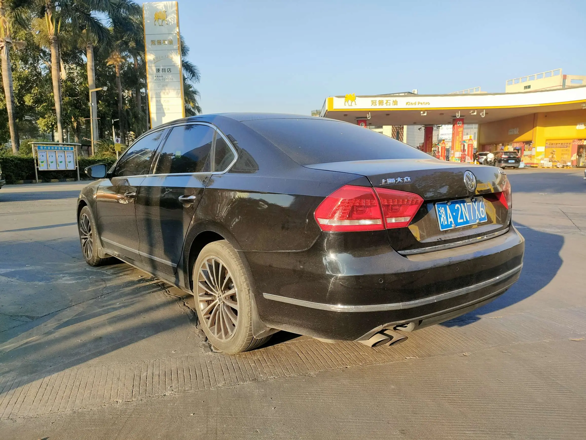 Volkswagen Passat  из Китая