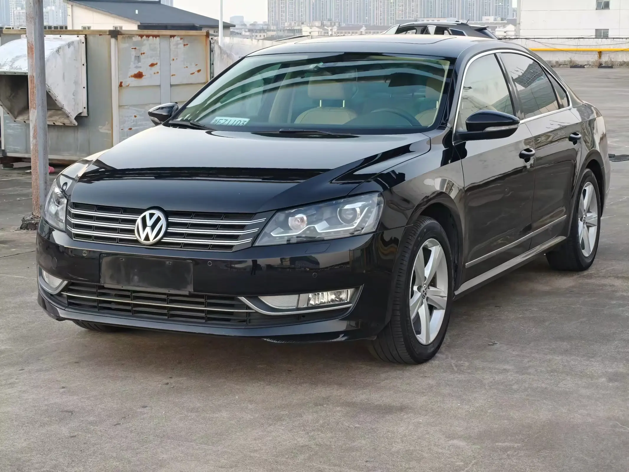 Volkswagen Passat  из Китая
