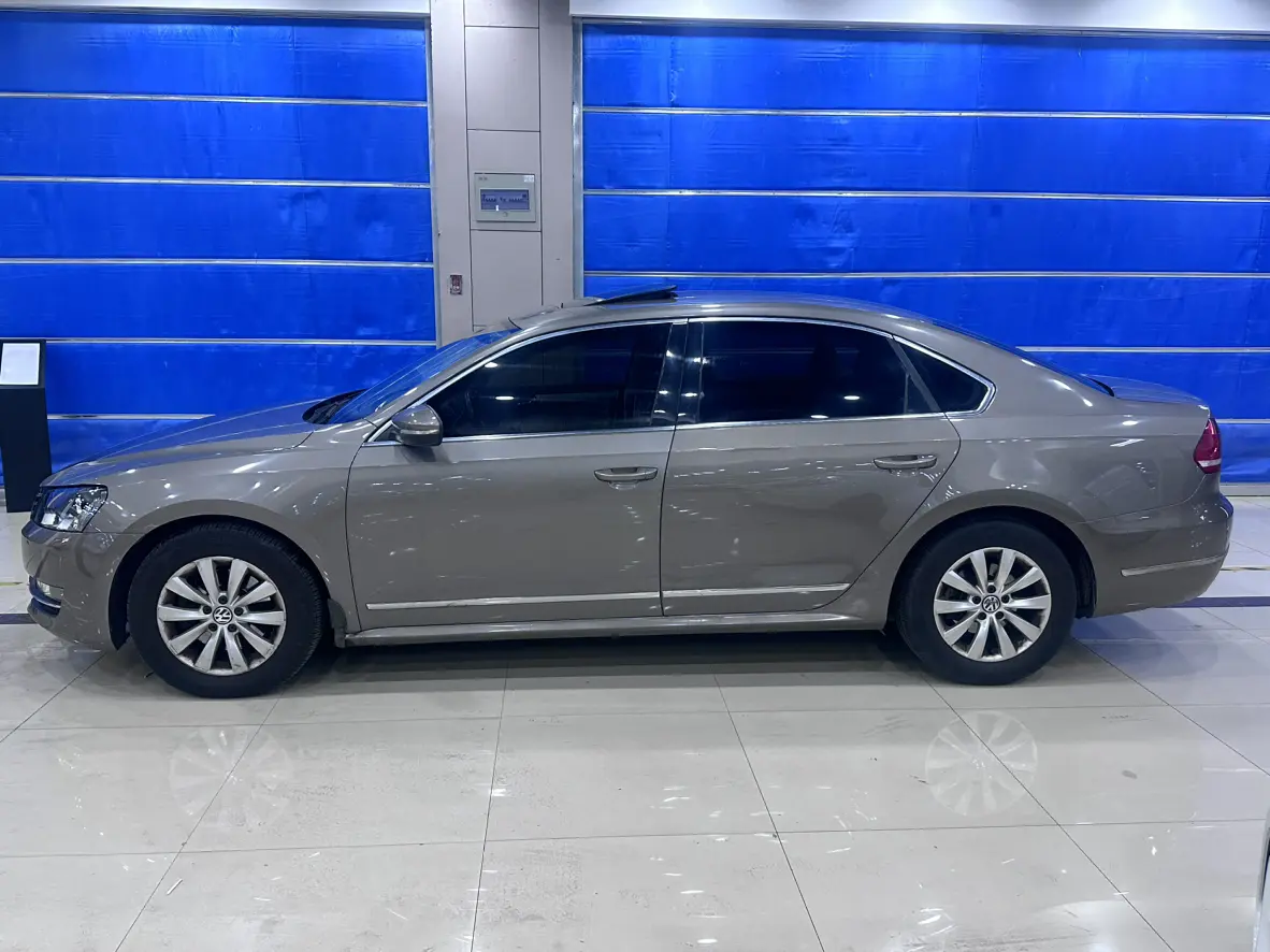 Volkswagen Passat  из Китая