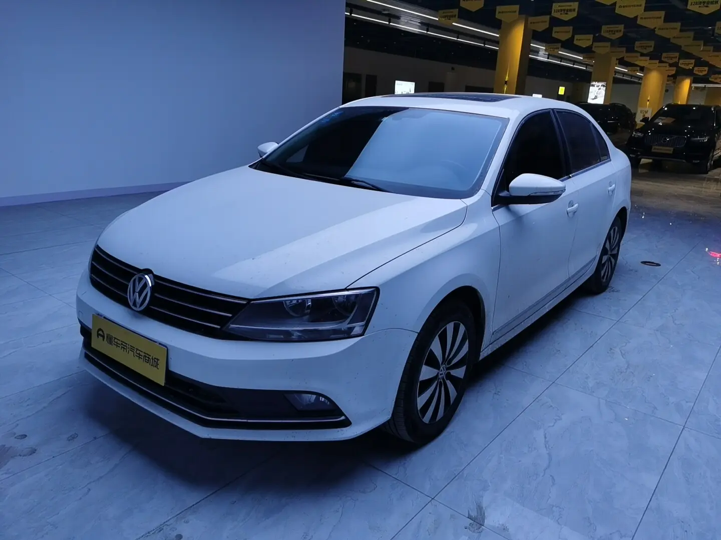 Volkswagen Sagitar  из Китая