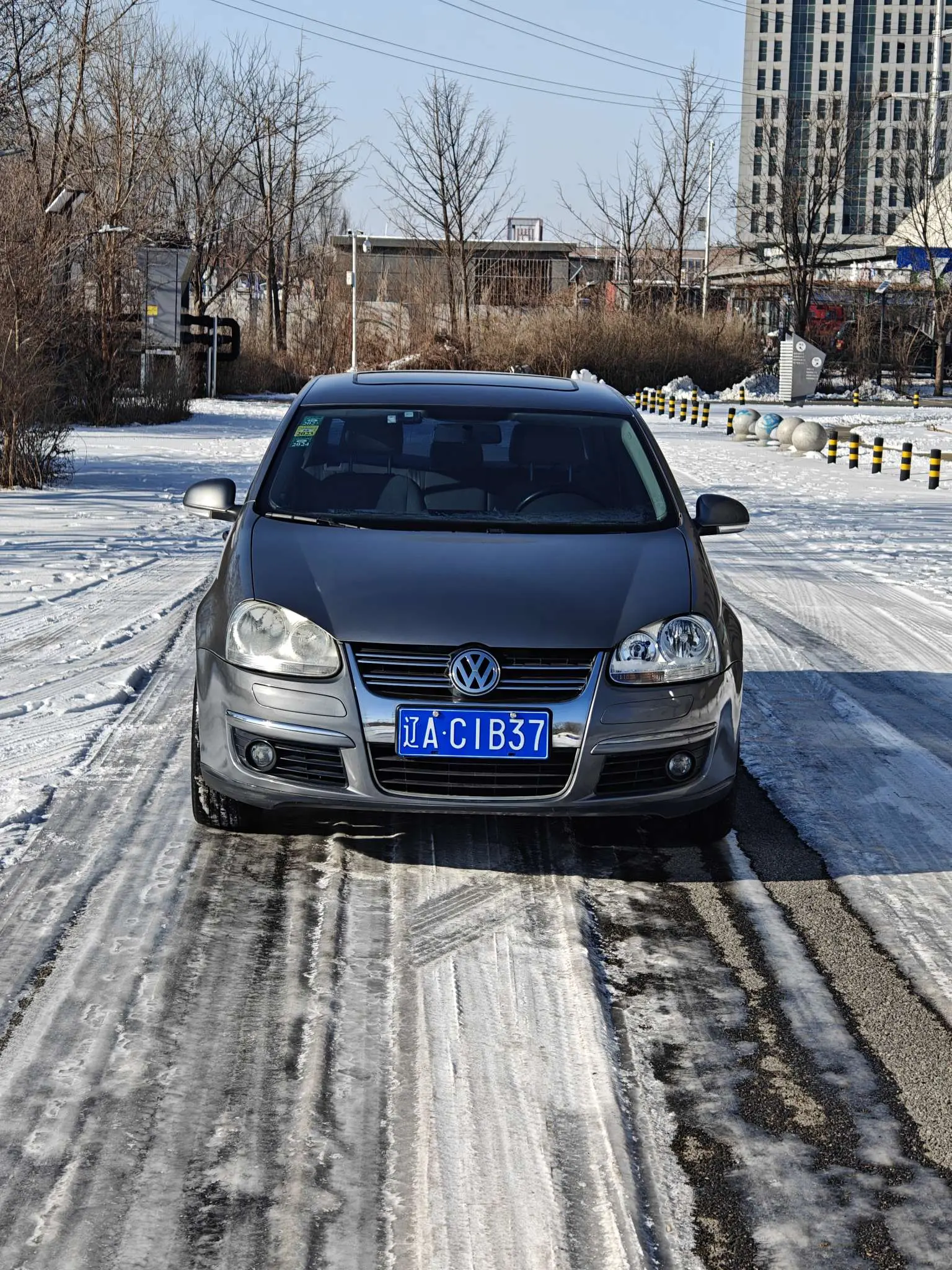 Volkswagen Sagitar  из Китая