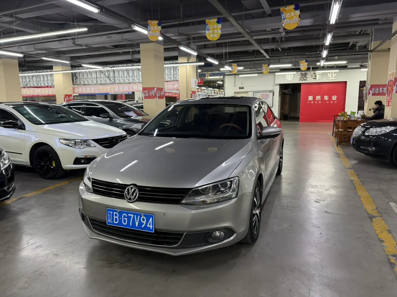 Volkswagen Sagitar  из Китая