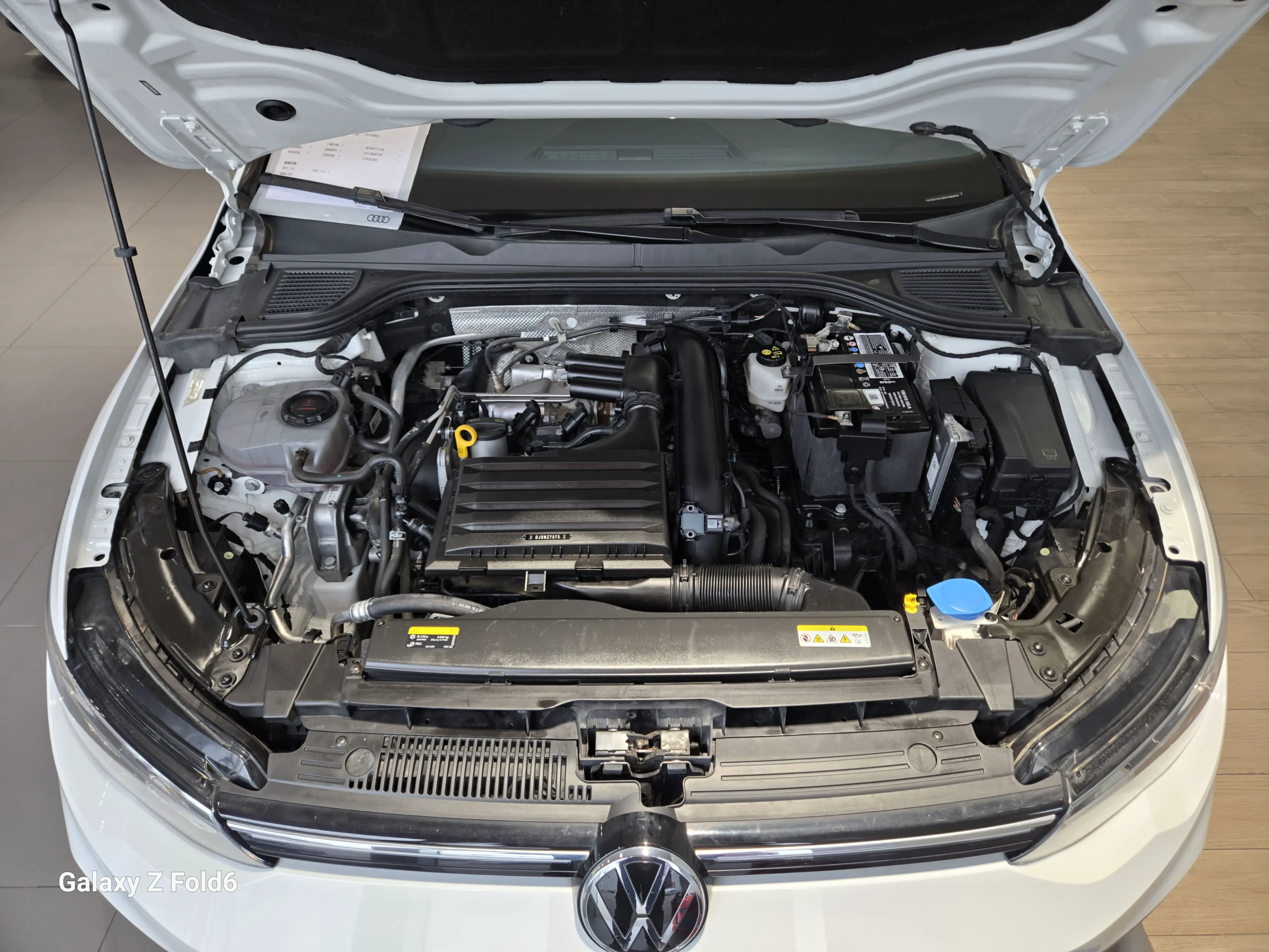 Volkswagen Golf  из Китая