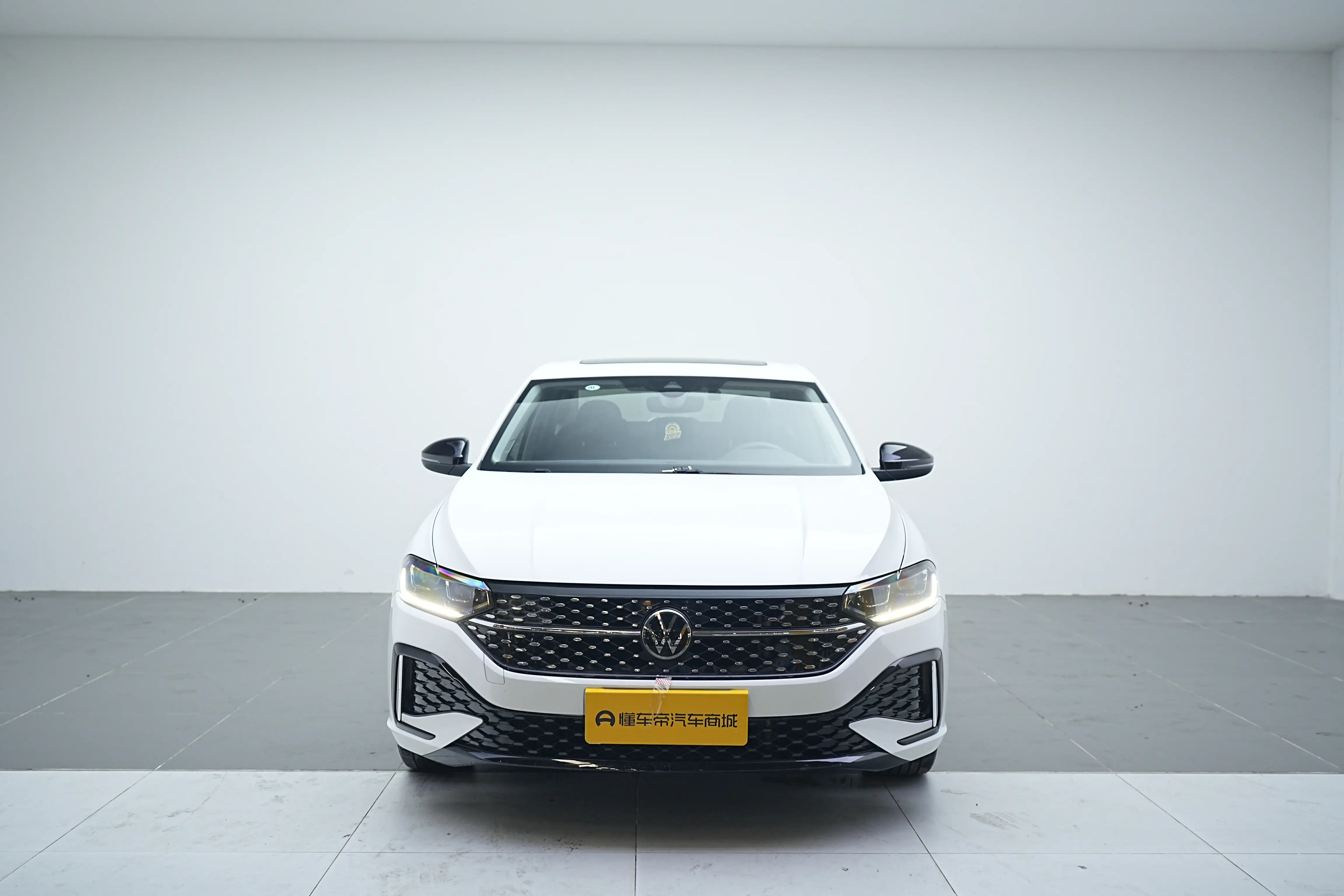 Volkswagen Lavida  из Китая