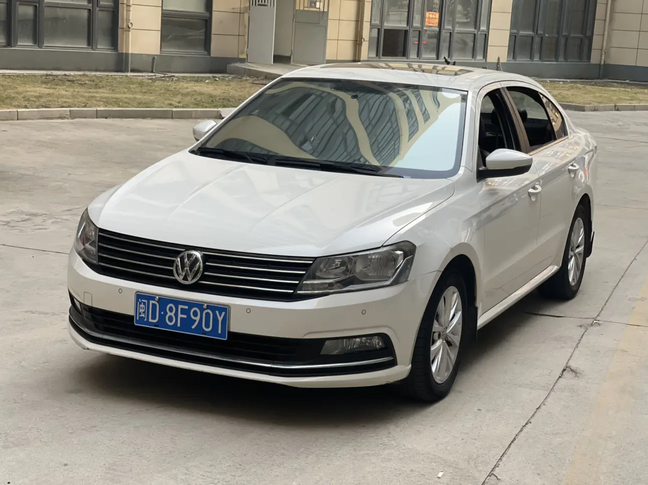 Volkswagen Lavida  из Китая