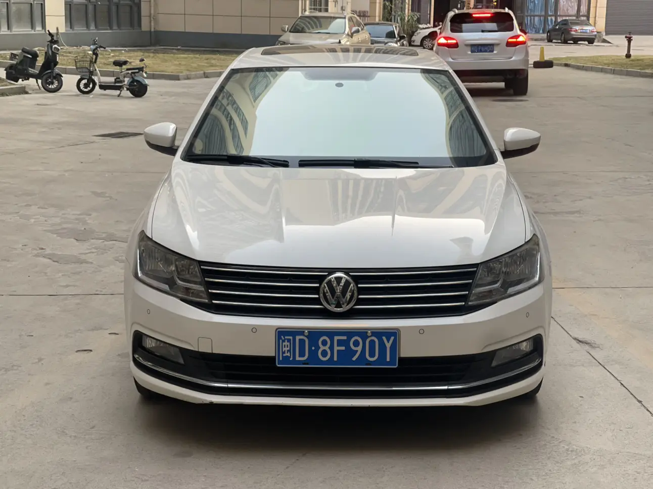 Volkswagen Lavida  из Китая