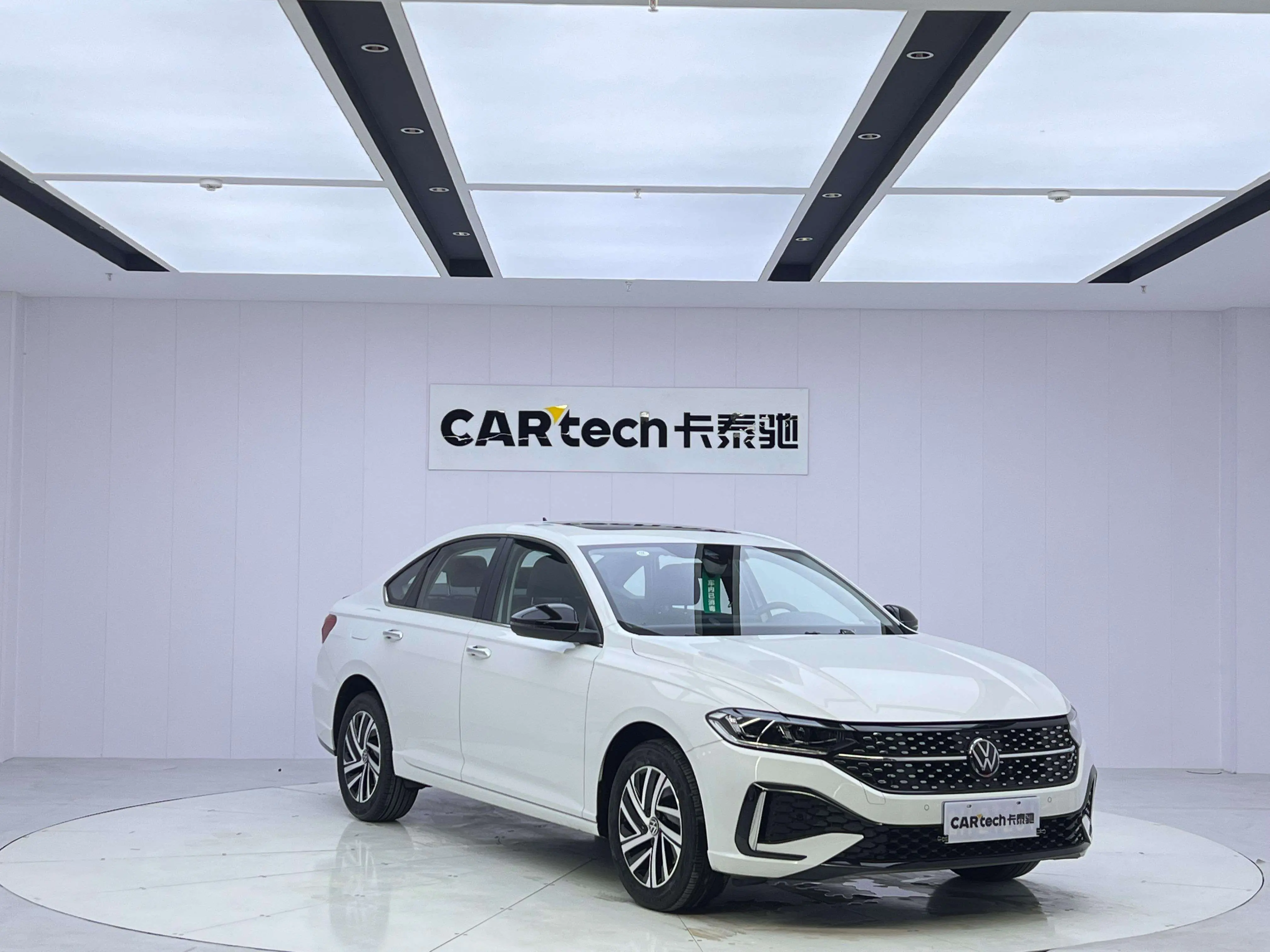 Volkswagen Lavida  из Китая