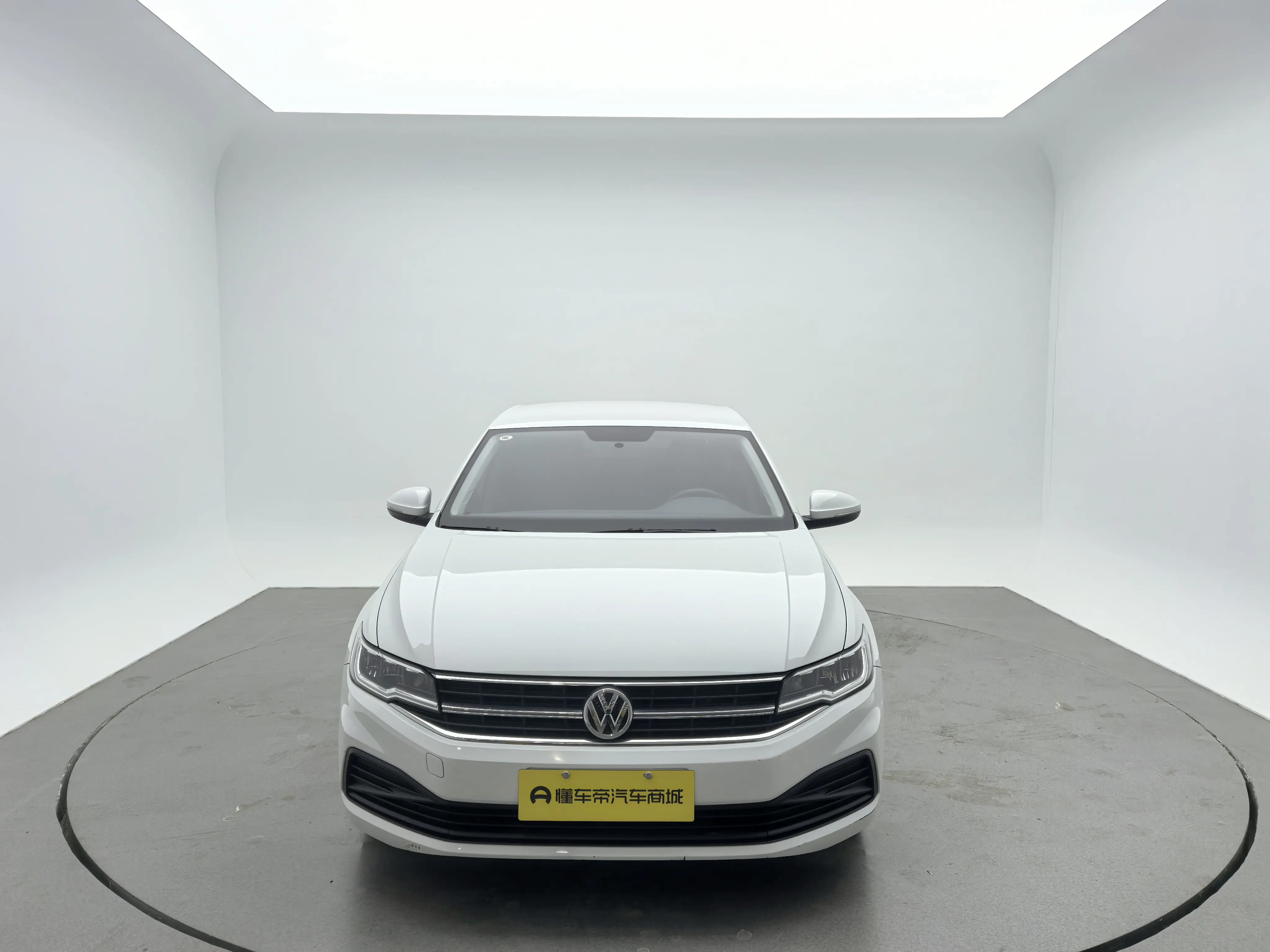 Volkswagen Bora  из Китая