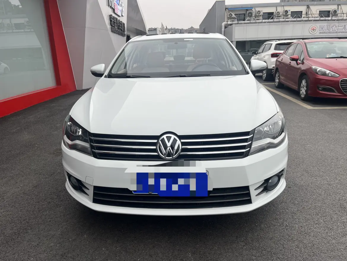 Volkswagen Bora  из Китая