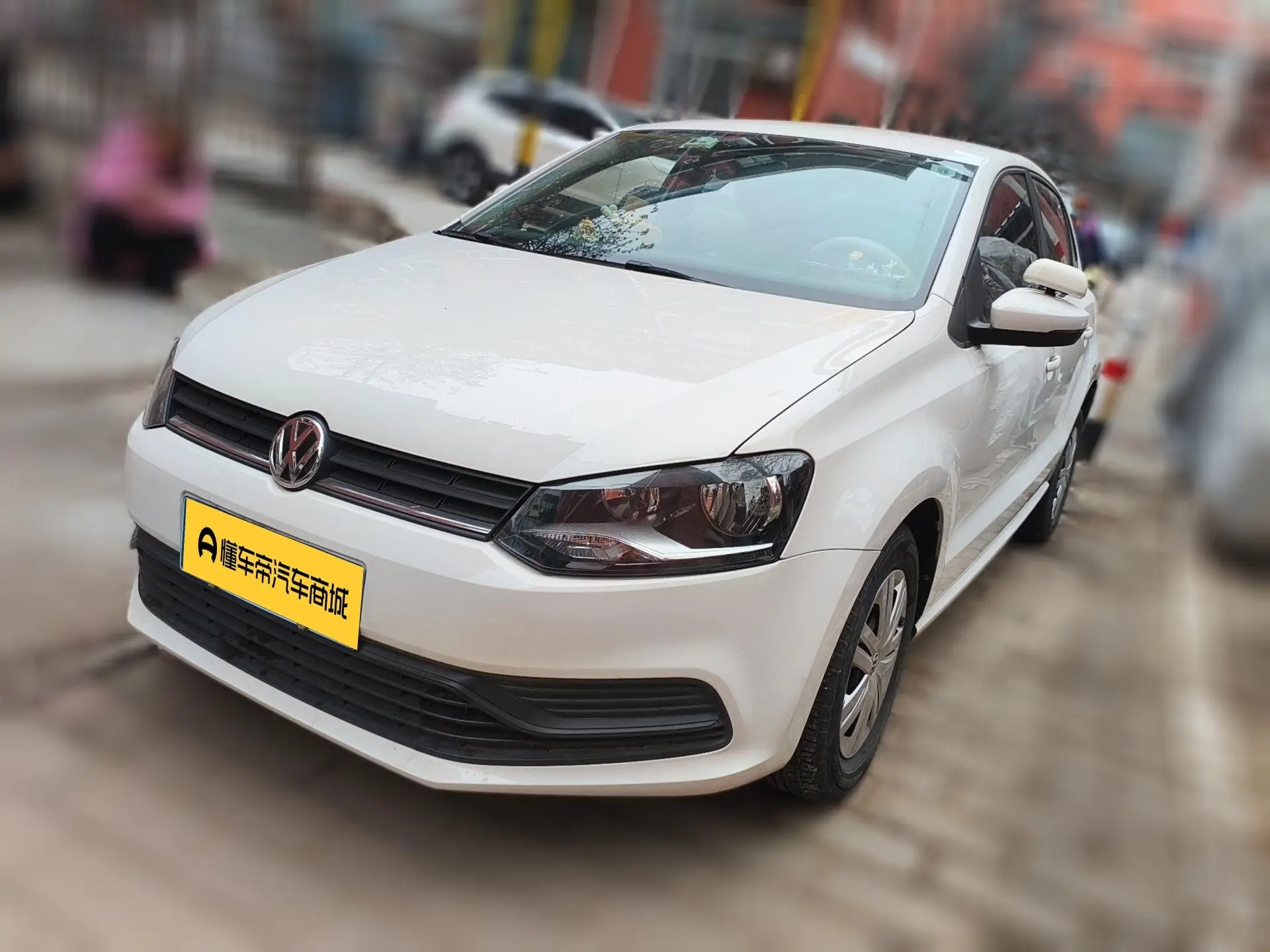 Volkswagen Polo  из Китая