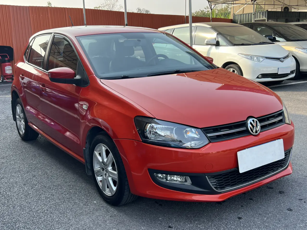 Volkswagen Polo  из Китая