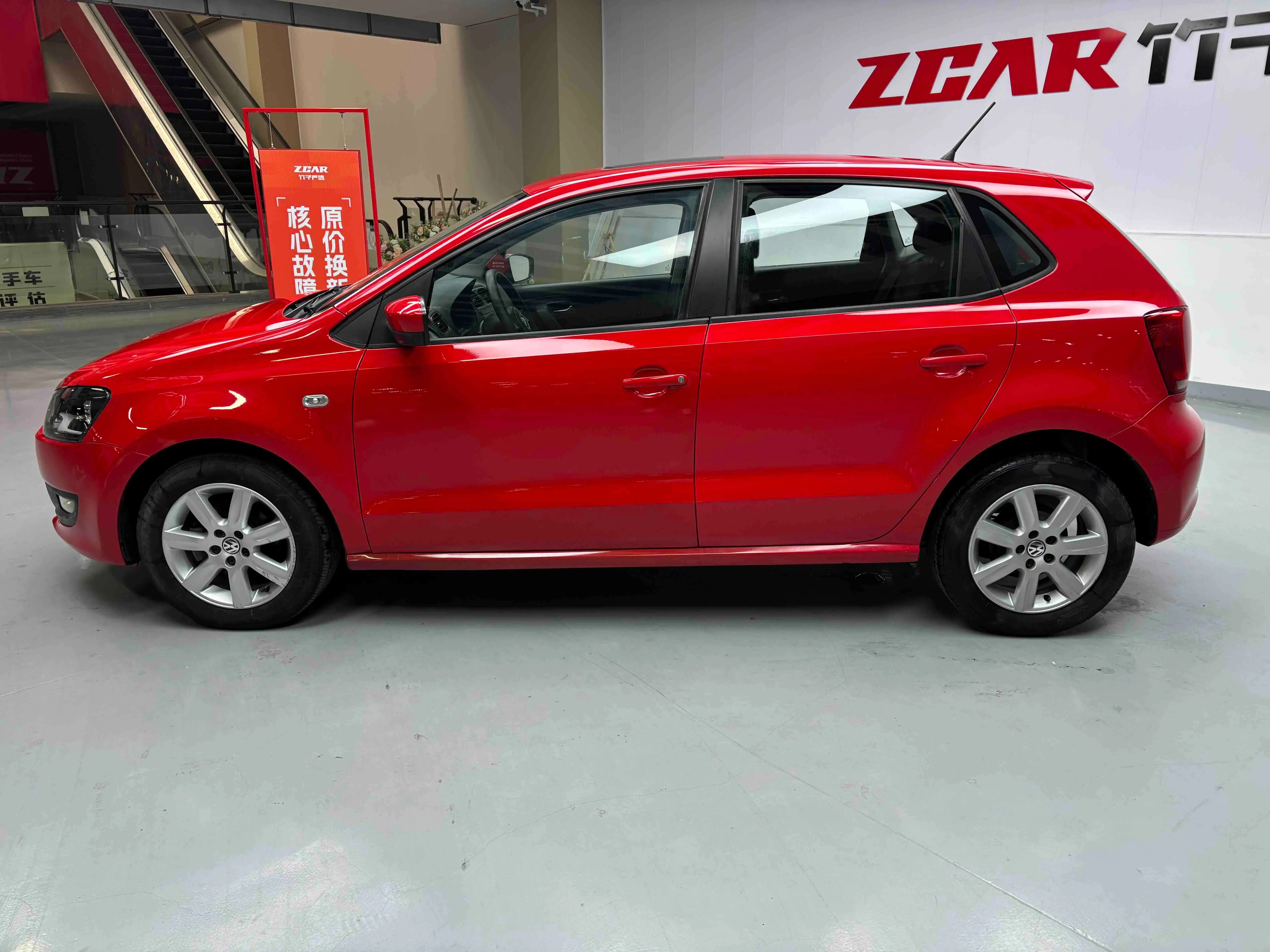 Volkswagen Polo  из Китая