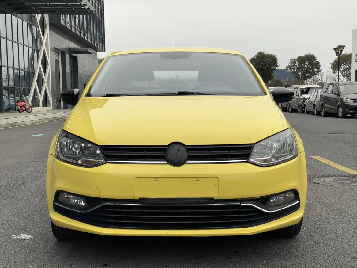 Volkswagen Polo  из Китая
