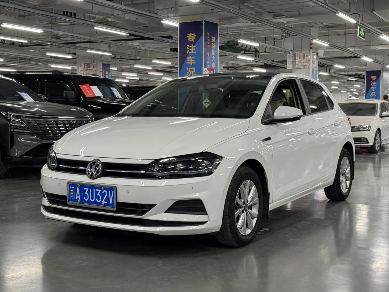 Volkswagen Polo  из Китая