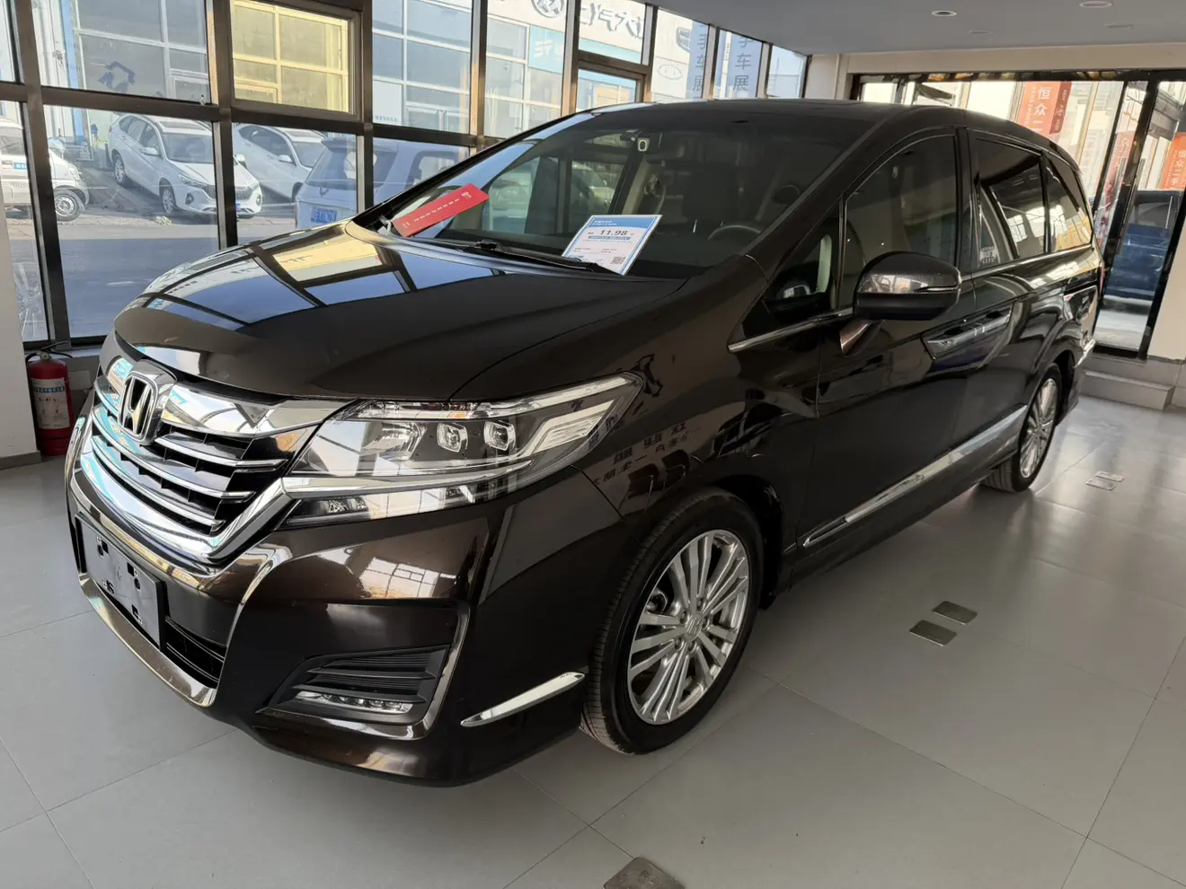 Honda Elysion (Alison)  из Китая