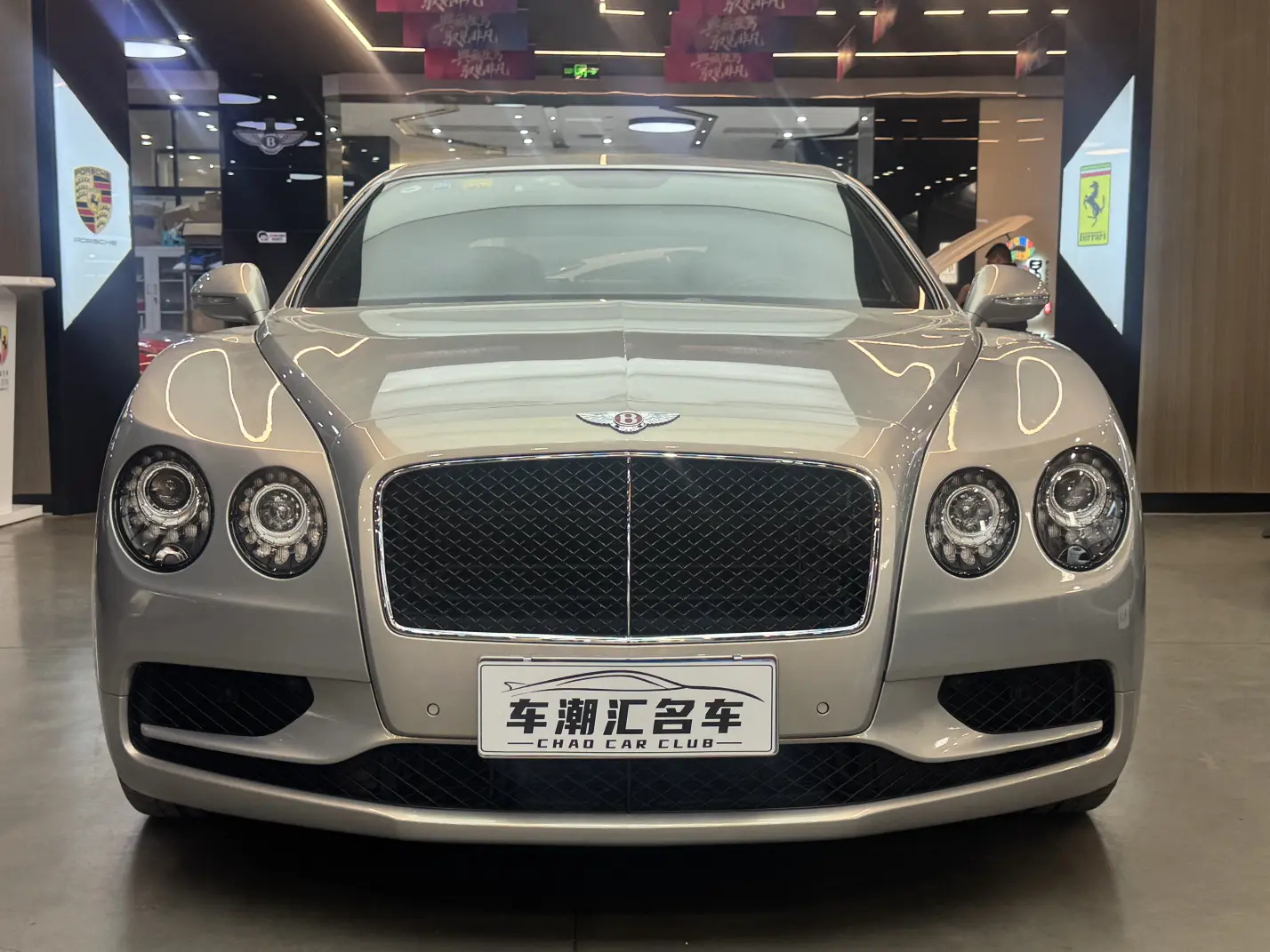 Bentley Galloping  из Китая