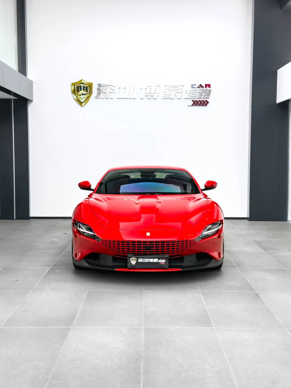 Ferrari Roma  из Китая