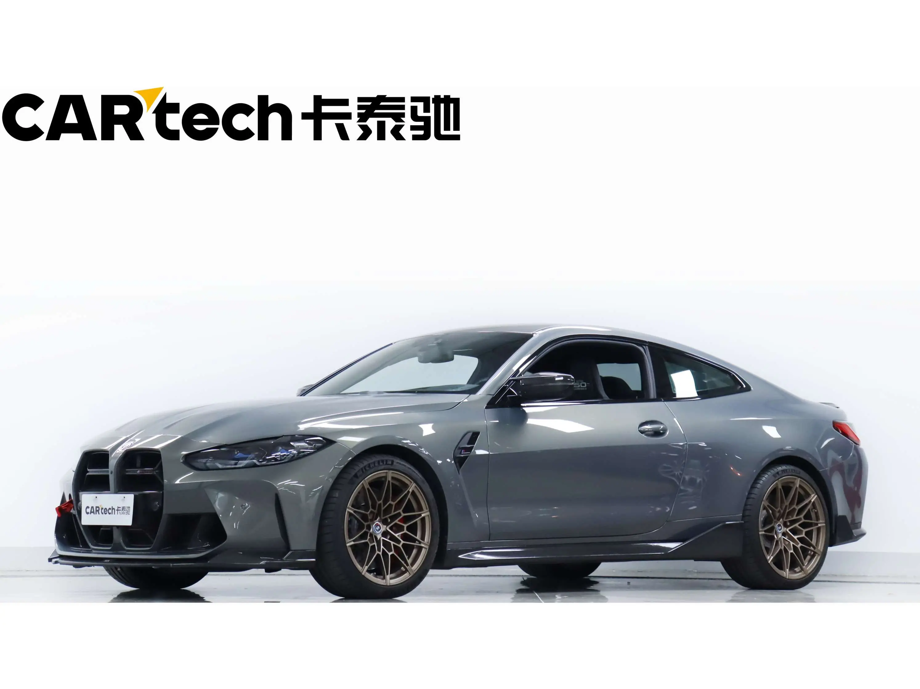 BMW M4  из Китая