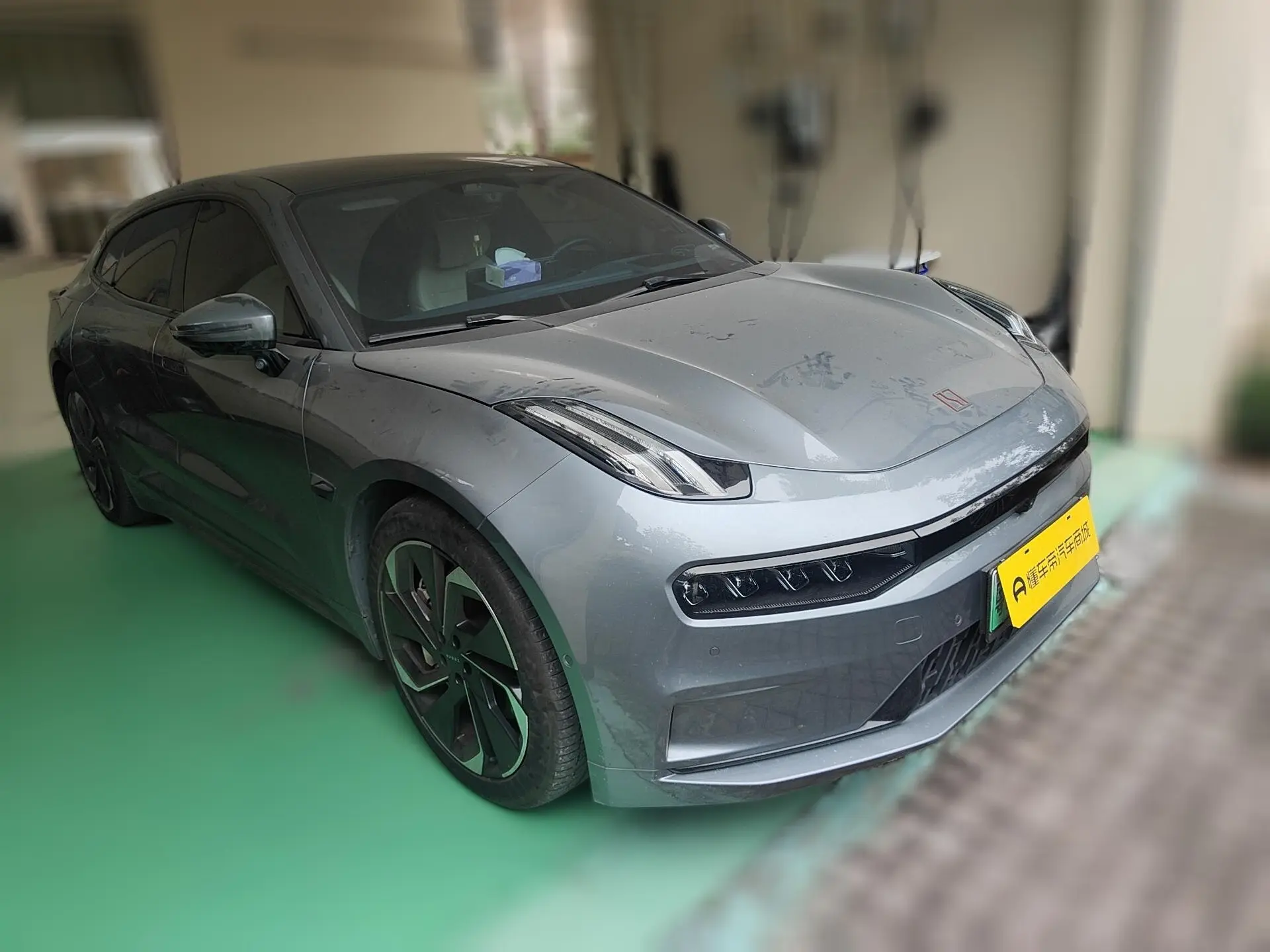 ZEEKR 001  из Китая