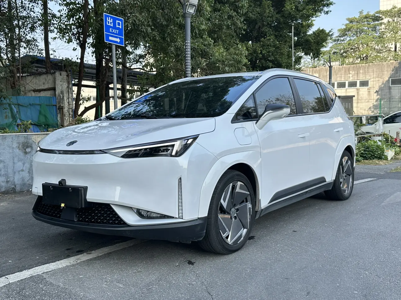 HYCAN Hechuang Z03  из Китая