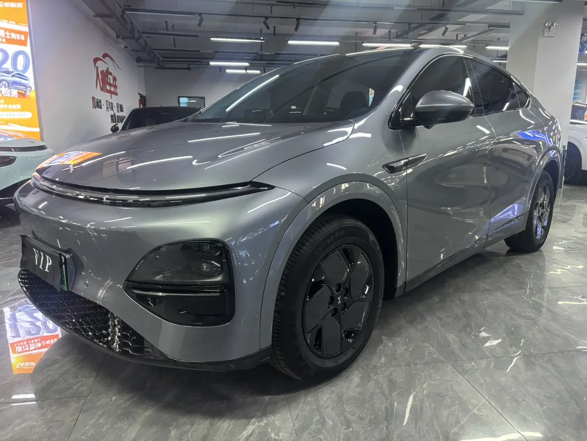 Xpeng G6  из Китая