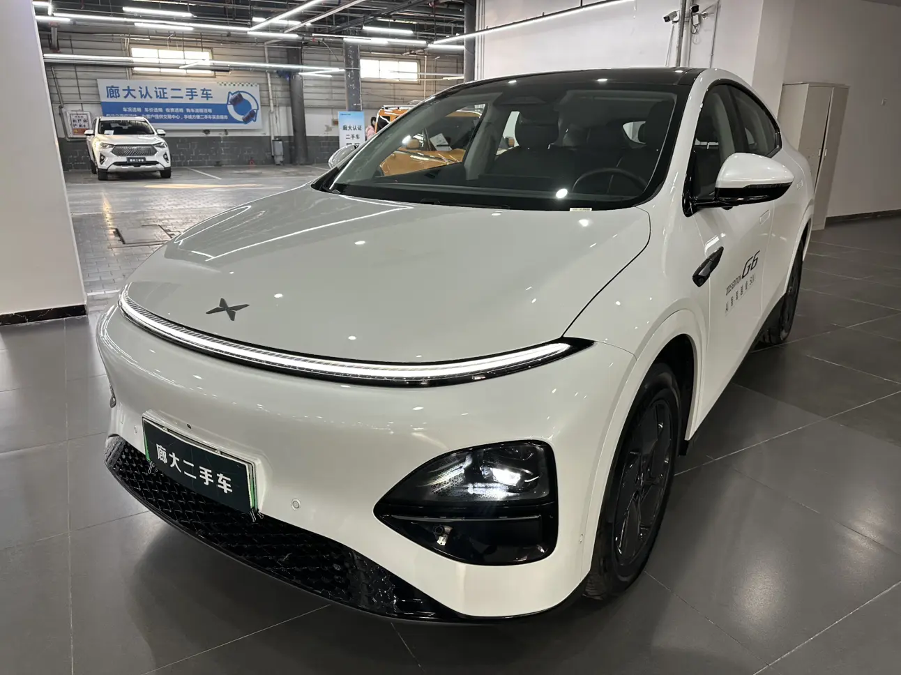 Xpeng G6  из Китая