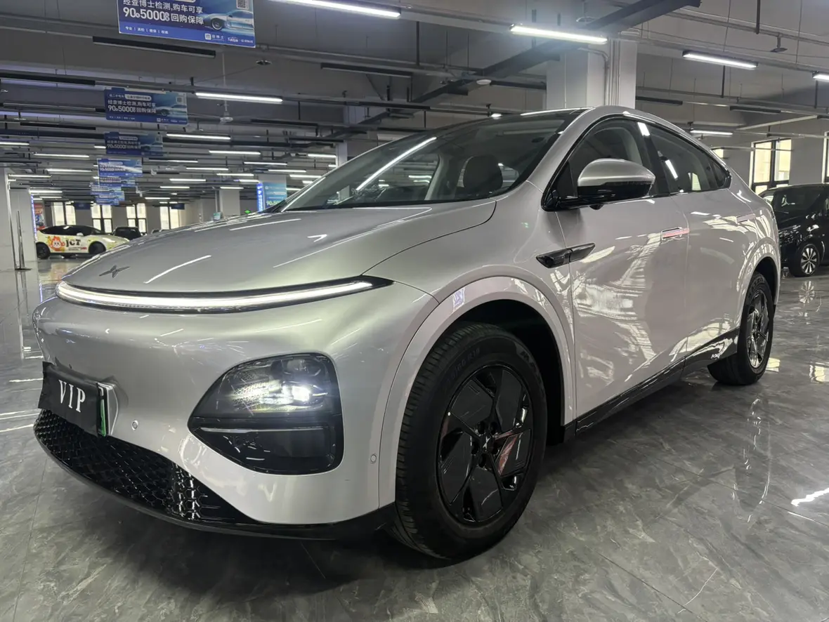 Xpeng G6  из Китая