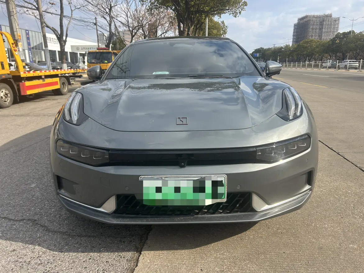 ZEEKR 001  из Китая