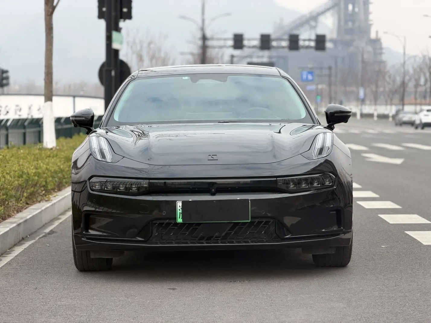 ZEEKR 001  из Китая