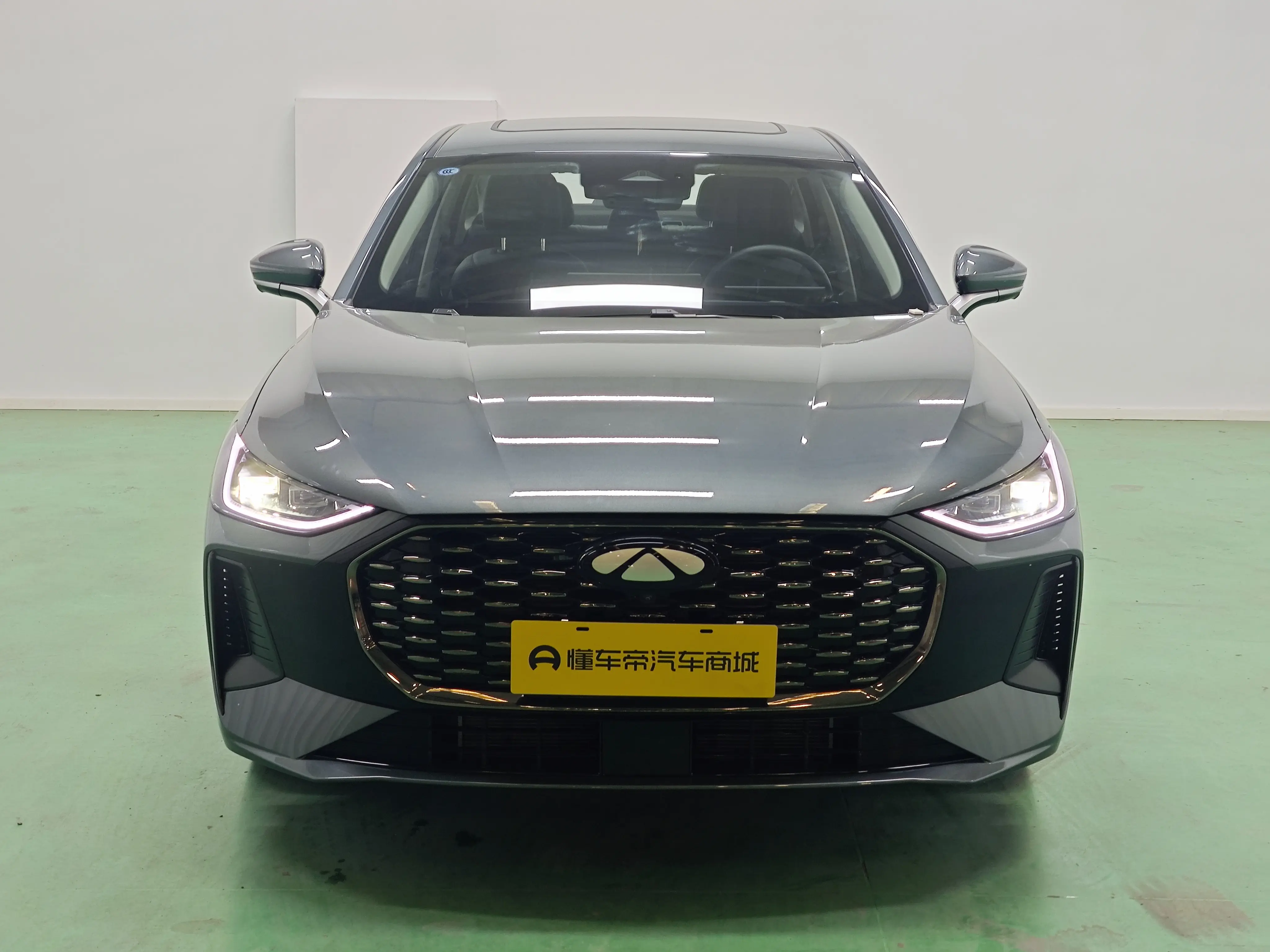 Chery Fengyun A8L  из Китая