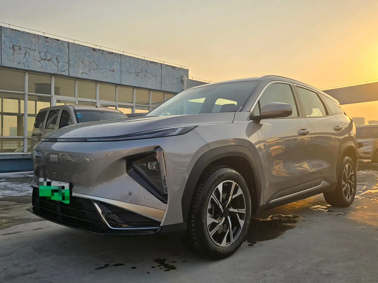 Geely Galaxy L7  из Китая