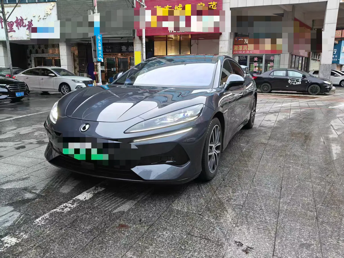 Denza Tengzhong Z9 DM  из Китая