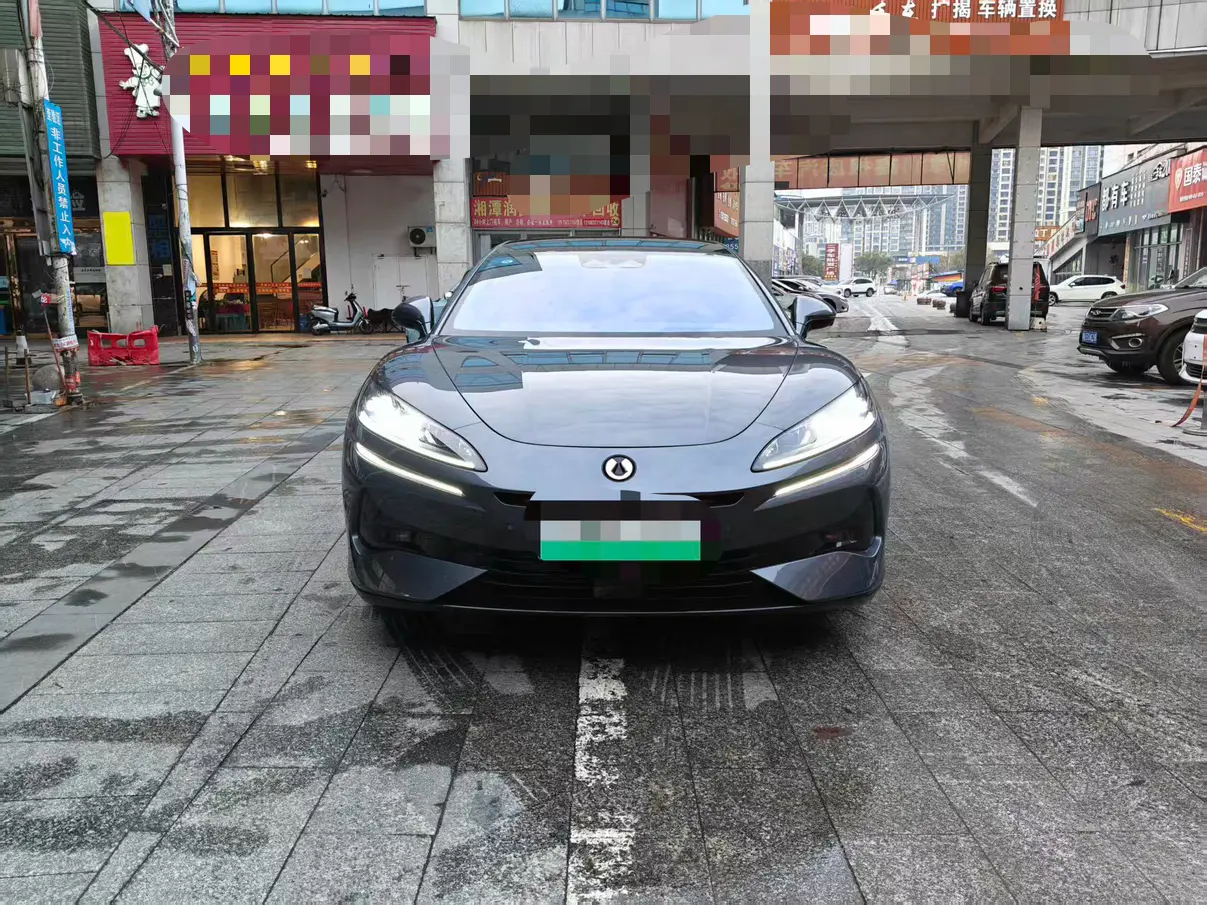 Denza Tengzhong Z9 DM  из Китая