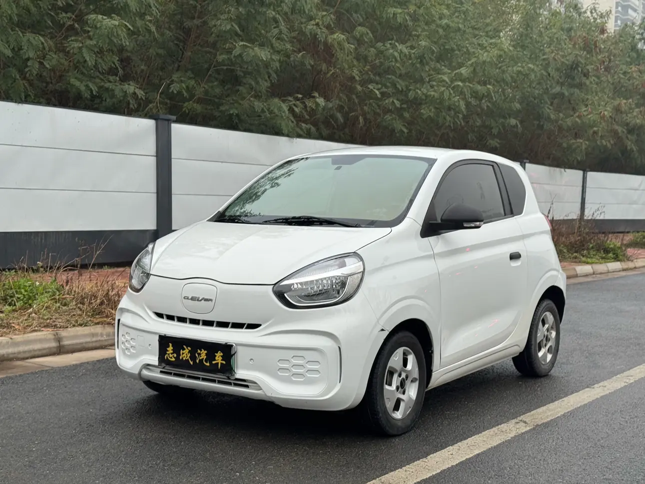 Roewe CLEVER  из Китая