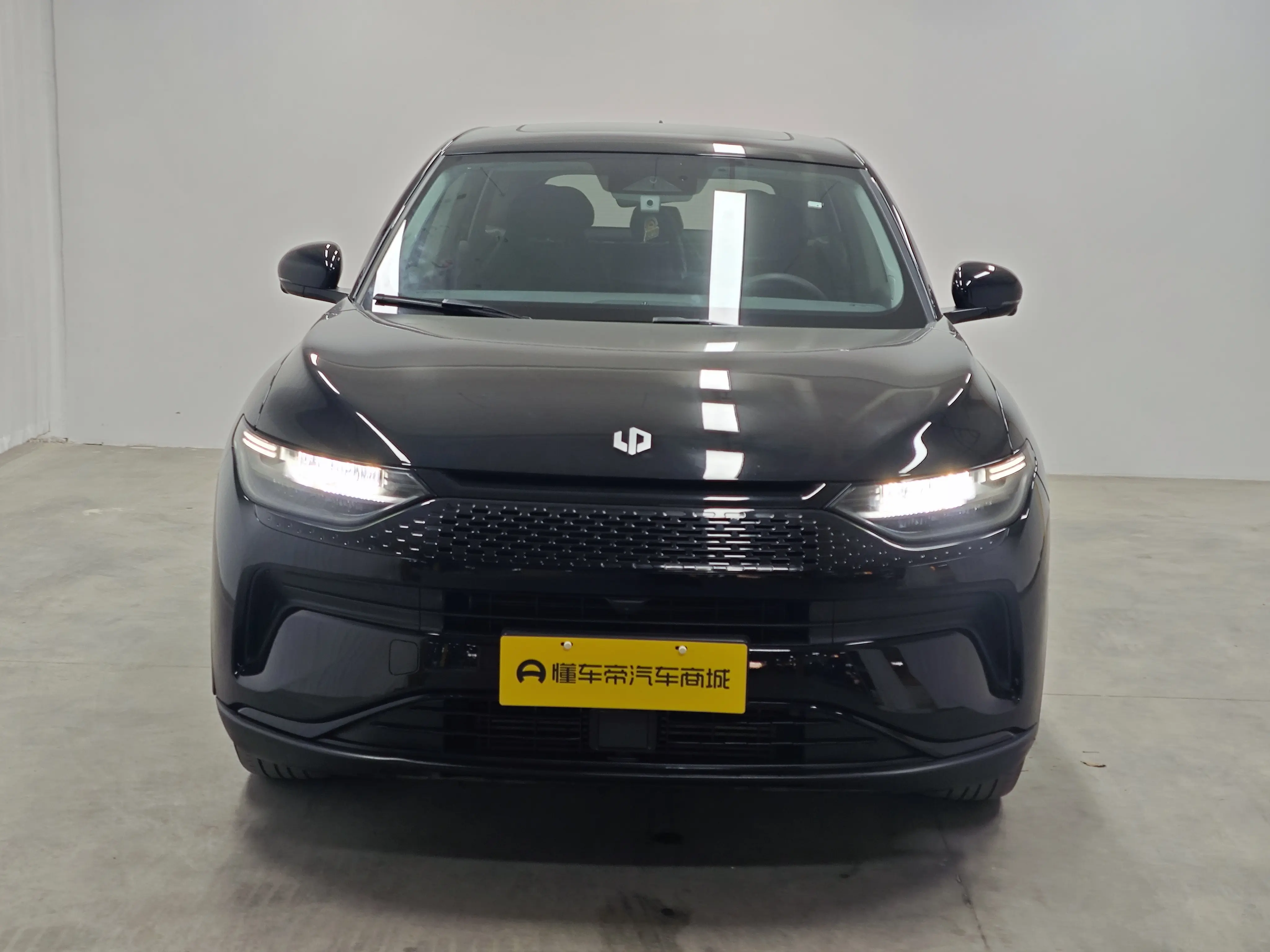 Leapmotor Zero running C11  из Китая