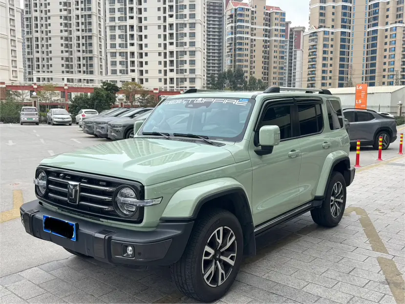 Tank 300  из Китая