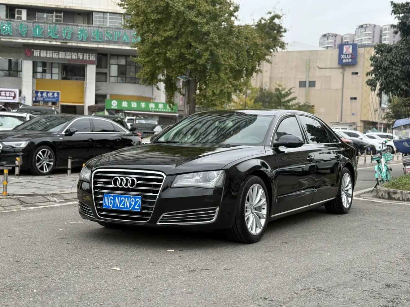Audi A8