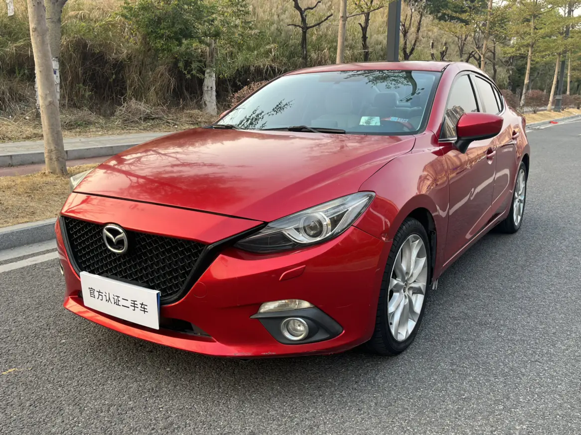 Mazda Axela (Mazda3)  из Китая