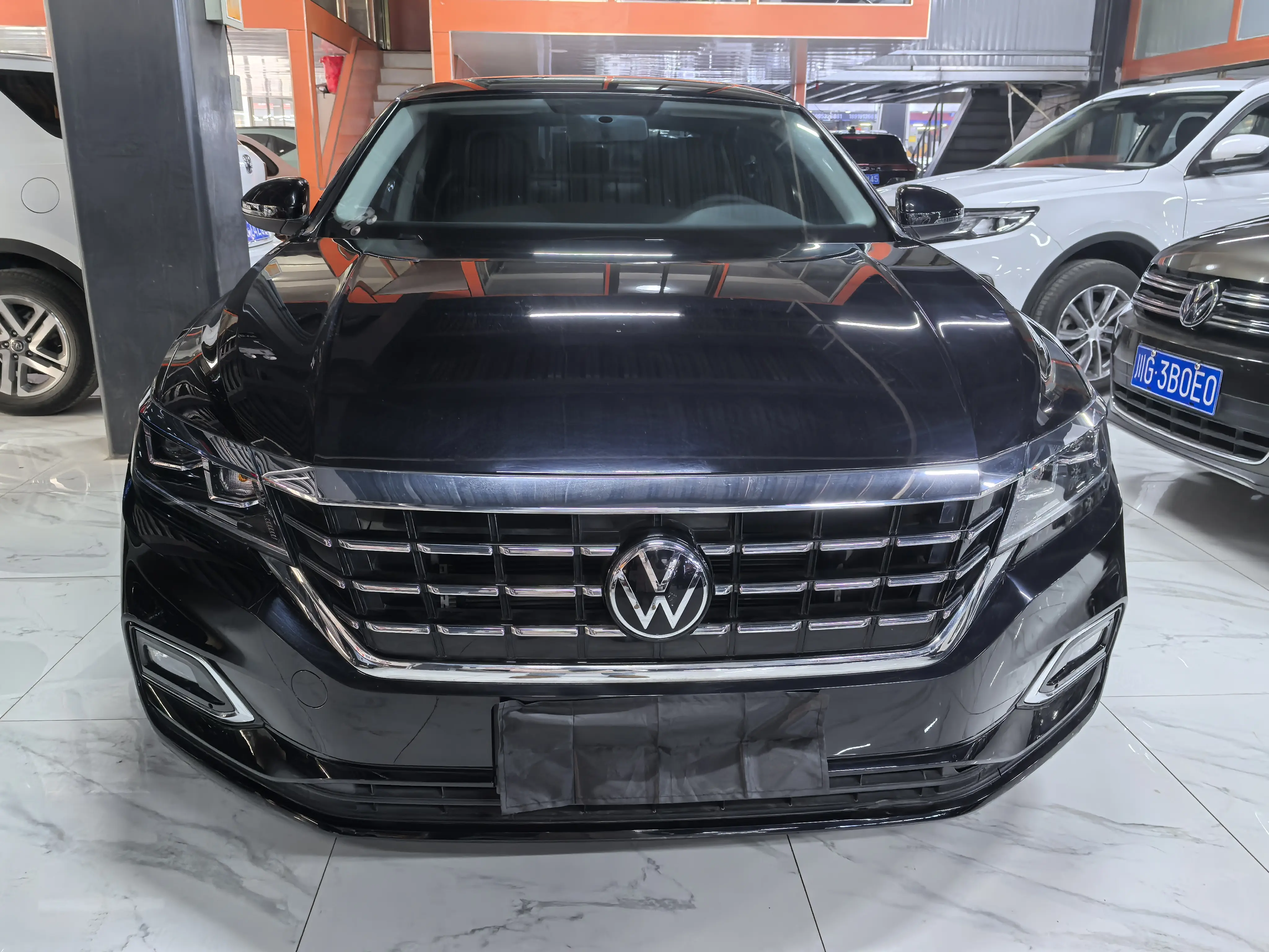 Volkswagen Passat  из Китая