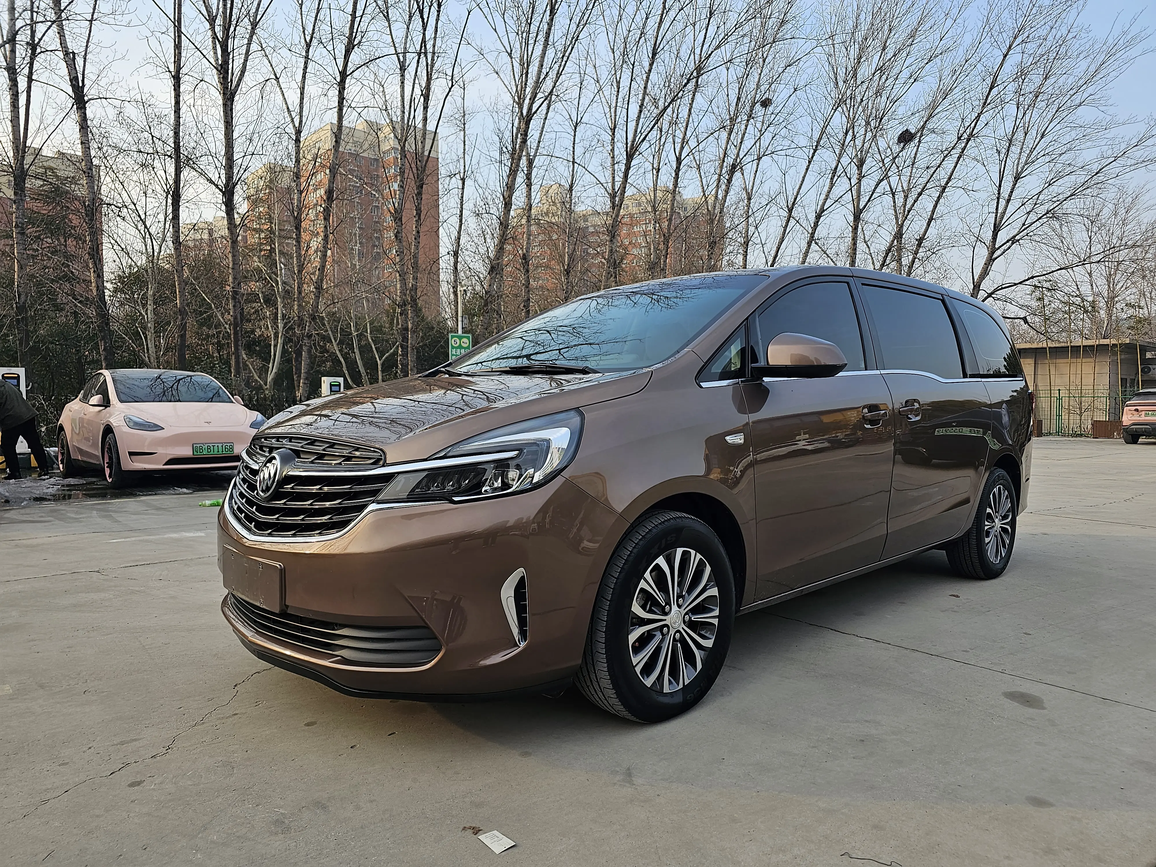 Buick GL8  из Китая