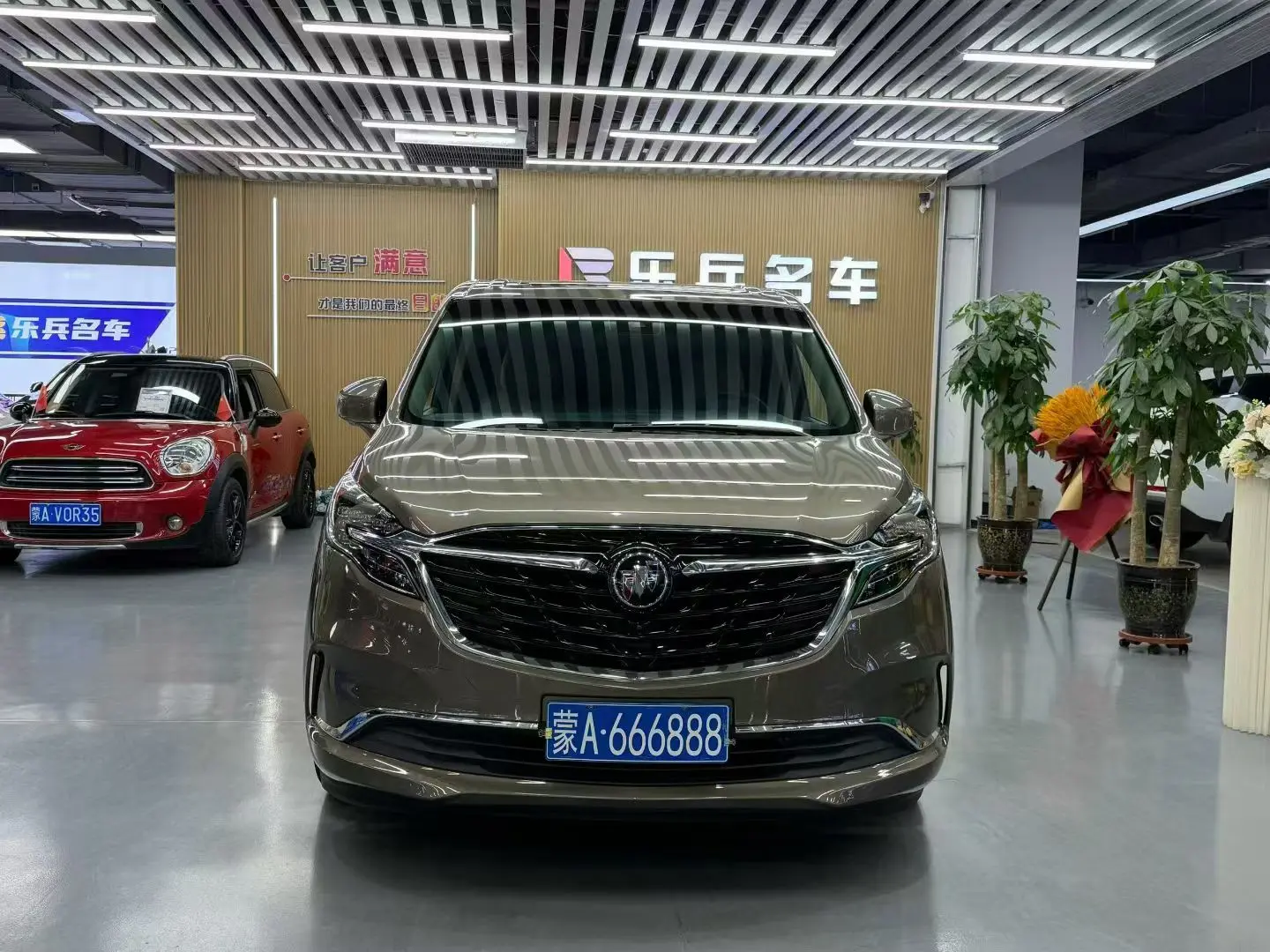 Buick GL8  из Китая
